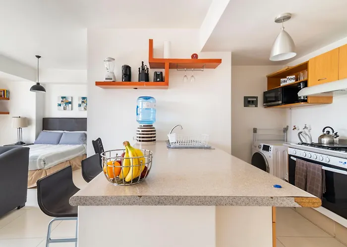 C202 - 1br - 1bth Apartment *